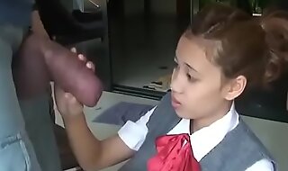 Asian schoolgirl opens yon in all directions flapping beside immense cock
