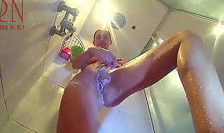 Voyeur camera in the shower room shave pussy young naked girl in the shower room
