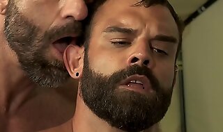 Werewolf daddy teaches pup with raw dick - full scene