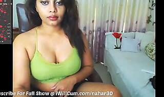 Thick big booty indian bhabhi mother strips her panties and makes her pussy cum