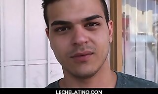 Sucking Cock And Taking It In Ass For Some Cash - LECHELATINO.COM