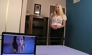 mom catches son adhering porn - MATURE11.COM