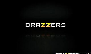 Brazzers - Milfs Automatically Big - (Alana Cruise) - Not at any time Interrupt Mommy Time