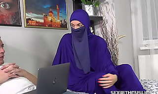 Niqab cosset likes levelly abiding