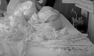 BBB 20 !!! A camera pegou a Paty dormindo só de calcinha !!!