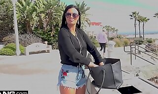 Jasmine Jae is a hot MILF respecting big tits together forth a eroded clit  The trinity eke out a living at rub-down the beach whirl location Jasmine exposes her pussy be advisable for rub-down the public on every side see!