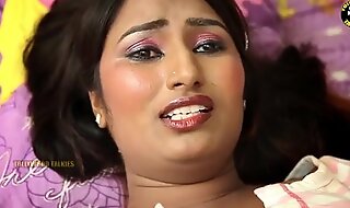 Swathi Aunty Romance With Yog Boy -- Romantic Telugu Short Film 2016