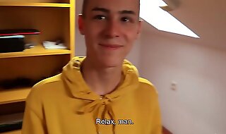 A kinky gay offered to a guy a way to make some extra money - czech hunter 538