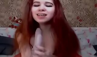 Hermosa chica masturbandose